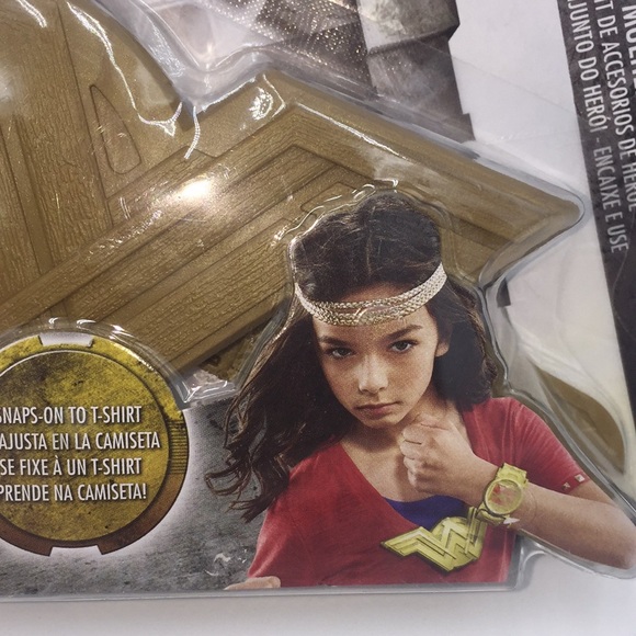 DC Justice League Wonder Woman Snap & Wear-It Hero Set Mattel New in Package - Picture 10 of 12